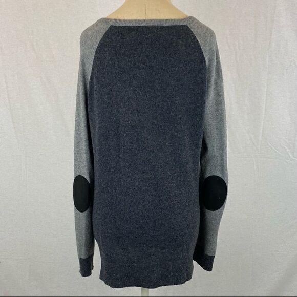 J Crew Two-Tone Grey Wool Sweater - Picture 3 of 6